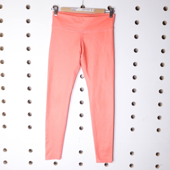 ALO Yoga Pants - ALO Yoga Peach Workout Athletic Leggings